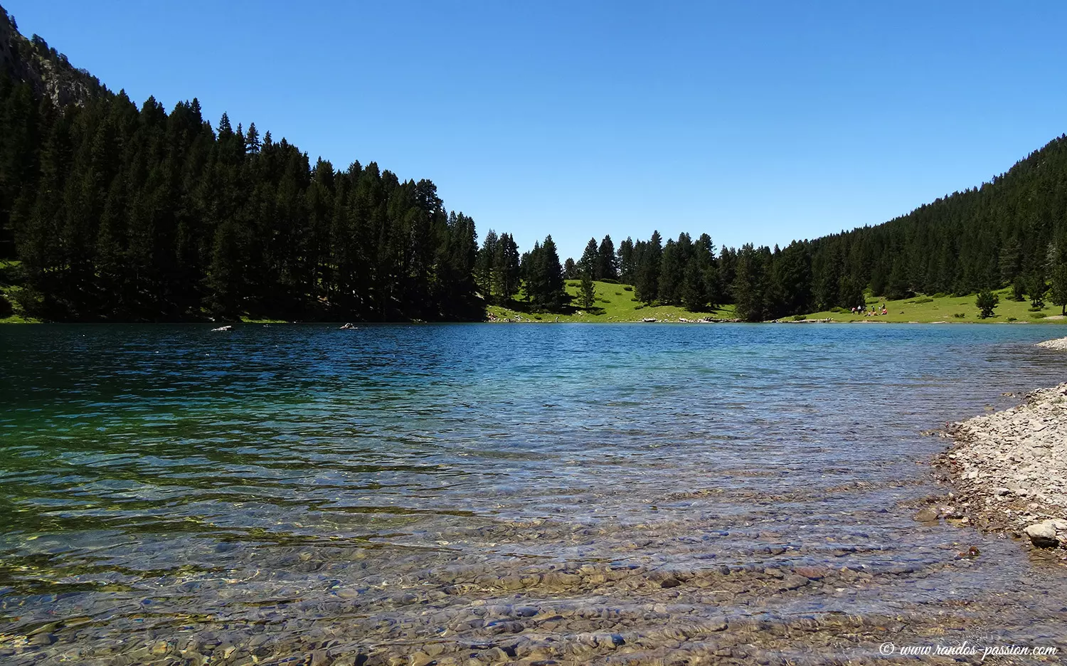 L'Ibón de Plan ou Basa de la Mora L'Ibón de Plan ou Basa de la Mora
