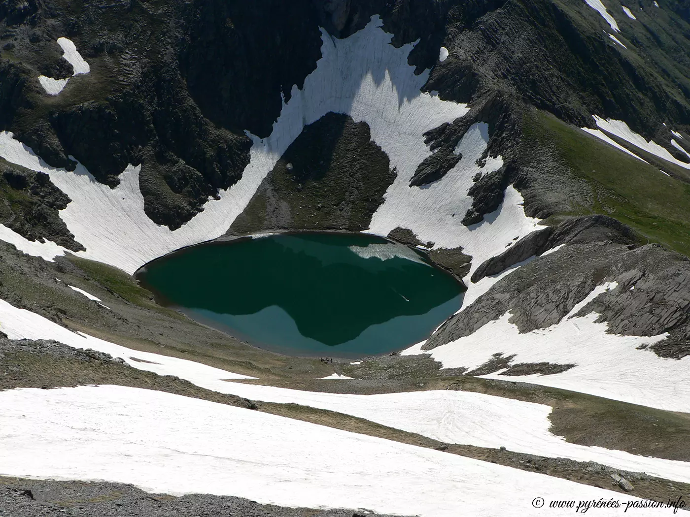 Le lac de la Bernatoire - Vallée de Broto Le lac de la Bernatoire - Vallée de Broto