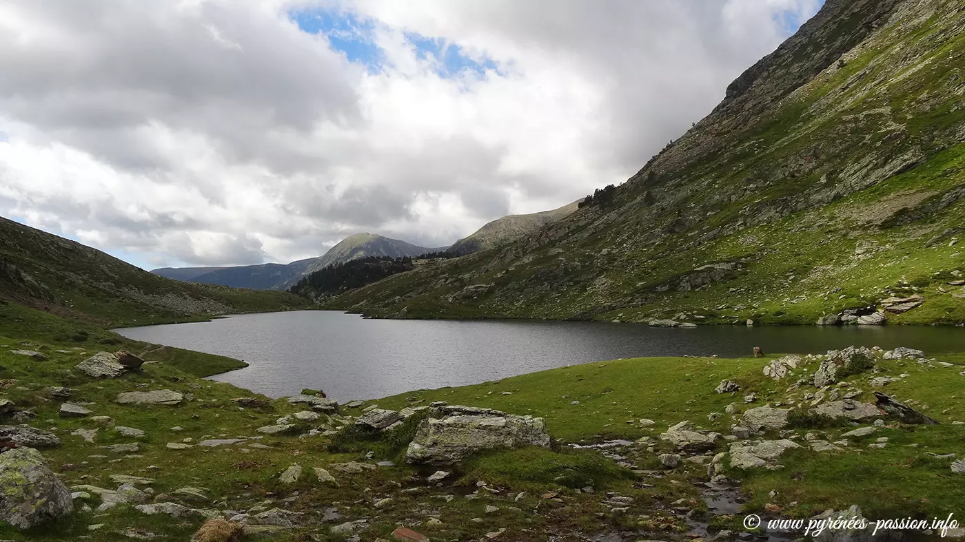 Estany del Port de Tavascan - Randonnée dans le Val de Cardós Estany del Port de Tavascan - Randonnée dans le Val de Cardós